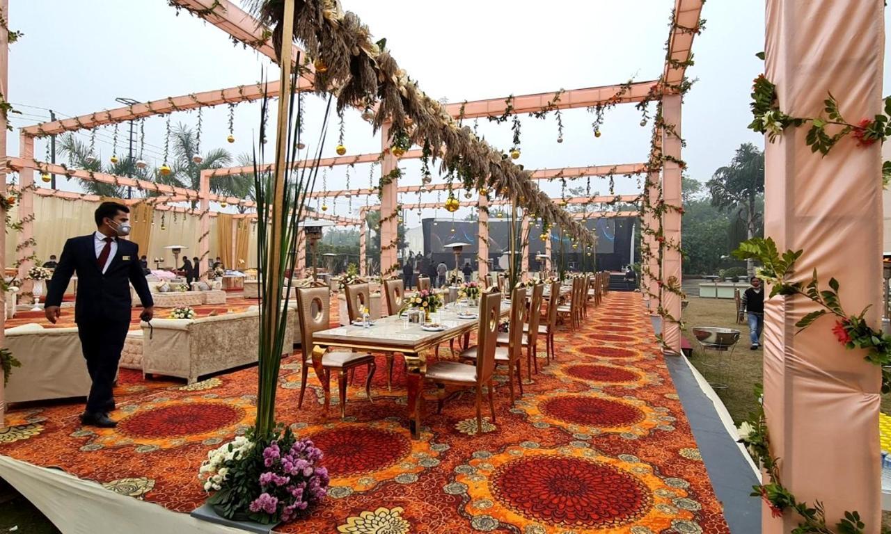 Bravura Gold Resort Meerut Eksteriør billede