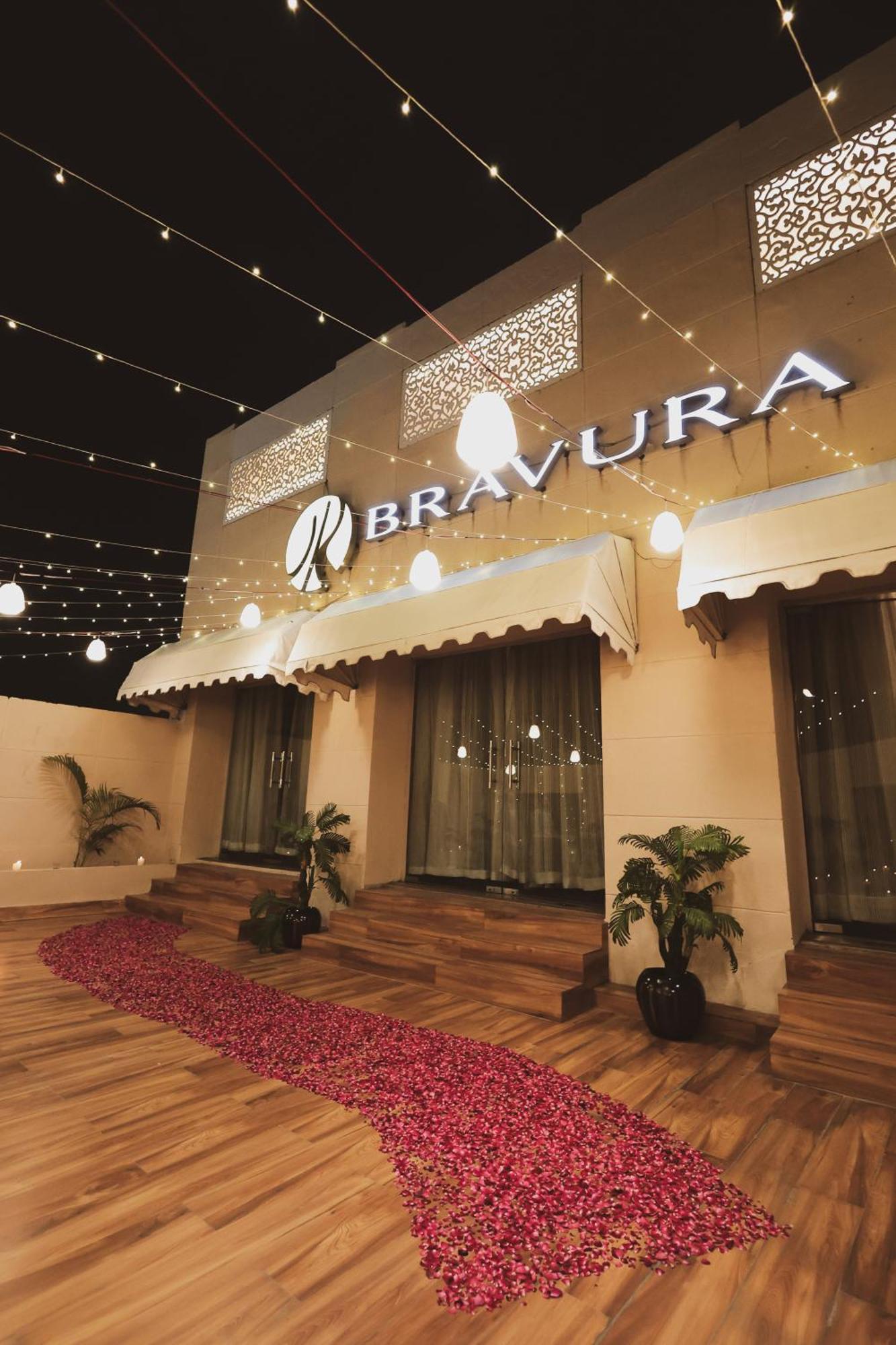 Bravura Gold Resort Meerut Eksteriør billede
