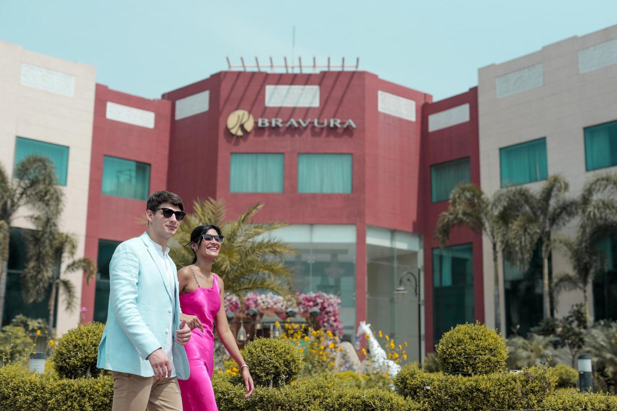 Bravura Gold Resort Meerut Eksteriør billede