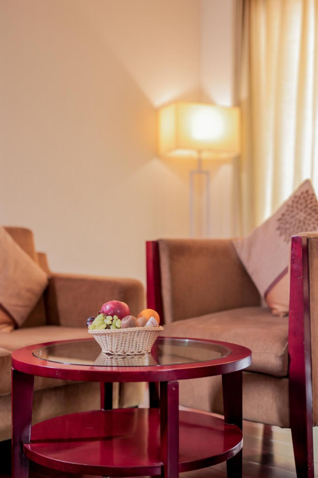 Bravura Gold Resort Meerut Eksteriør billede